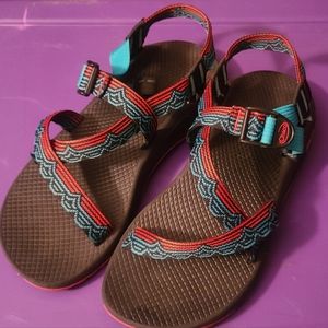 Chaco womens size 9